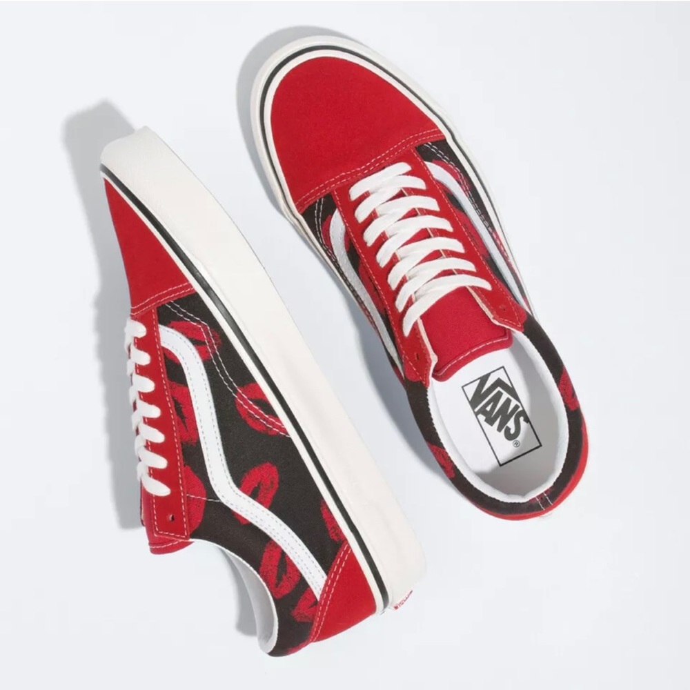Brand New in the box, limited addition Hot Lips Collection Vans. Unisex shoes